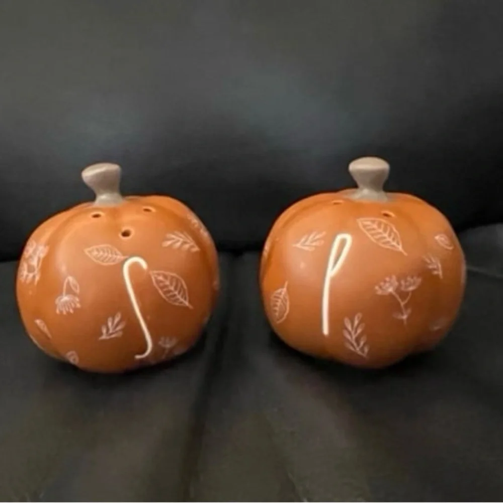 Thanksgiving Rae Dunn Pumpkin Salt and Pepper Shakers